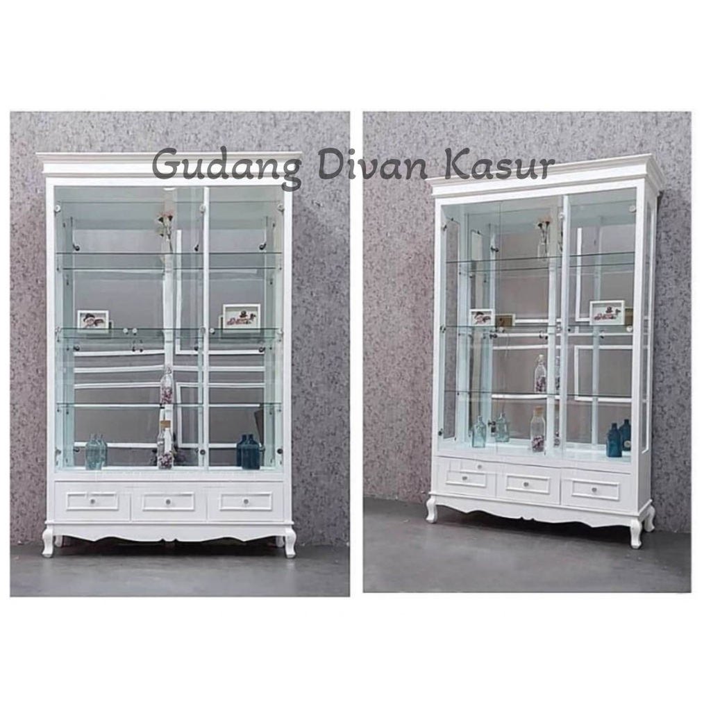 Lemari Hias /Pajangan Kristal Type Clasic