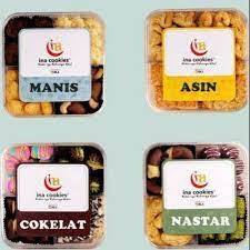 

Ina Cookies Kombinasi[Nastar, Coklat, Manis, Asin]