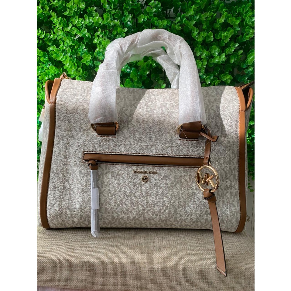 Tas Michael Kors Carine Medium Satchel Vanilla Acorn New Original