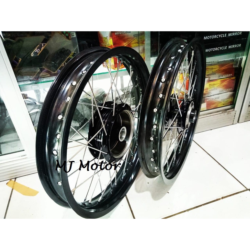 Jual Paketan Velg Ring 18 Rx King Tapak Lebar 215 250 Paket Komplit Plus Stell Velg Dijamin Bagus Indonesia Shopee Indonesia