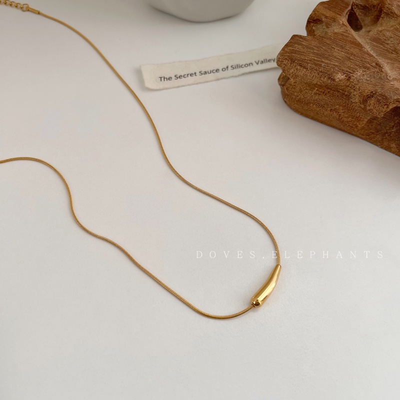 Kalung Rantai Pendek Desain Terong Gaya Simple Serbaguna Untuk Aksesoris