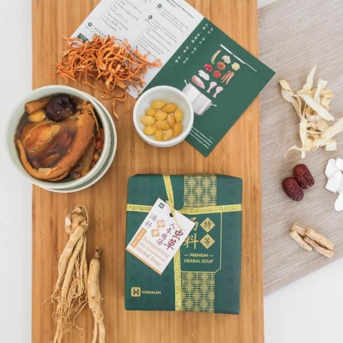 

BISA COD Premium Samgyetang Skin Nourishment Herbal Soup /OBAT HERBAL ASAM URAT/OBAT HERBAL PELANGSING/OBAT HERBAL KOLESTEROL/OBAT HERBAL DIABETES