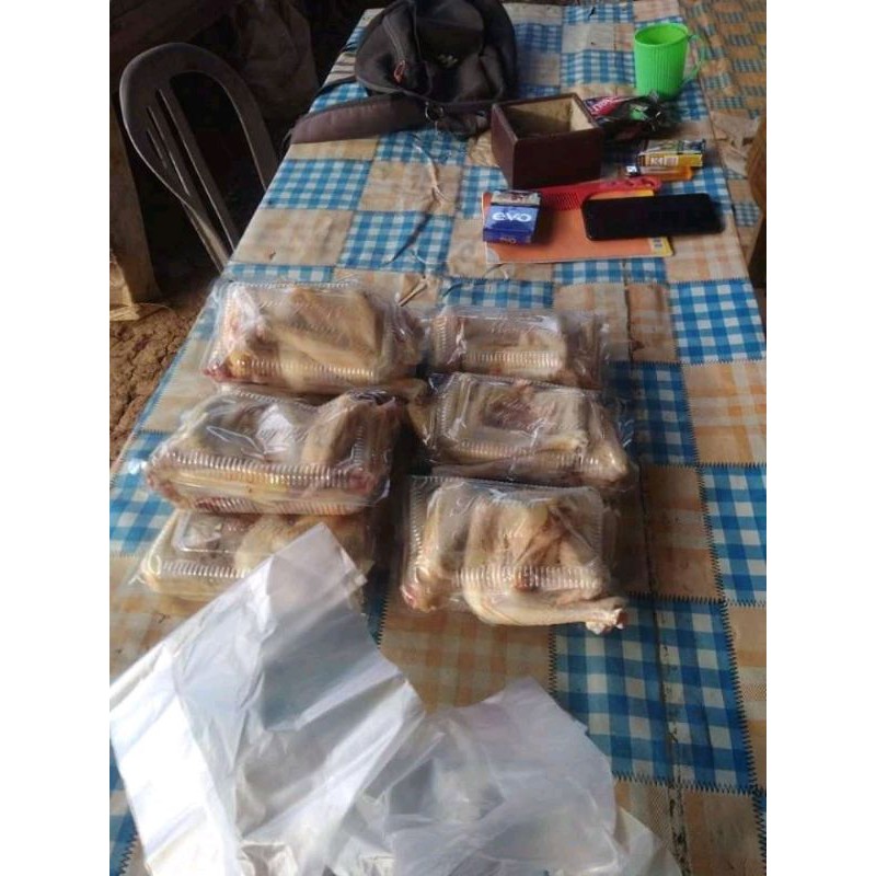 

Ayam Kampung Potong Empat Kota Bengkulu