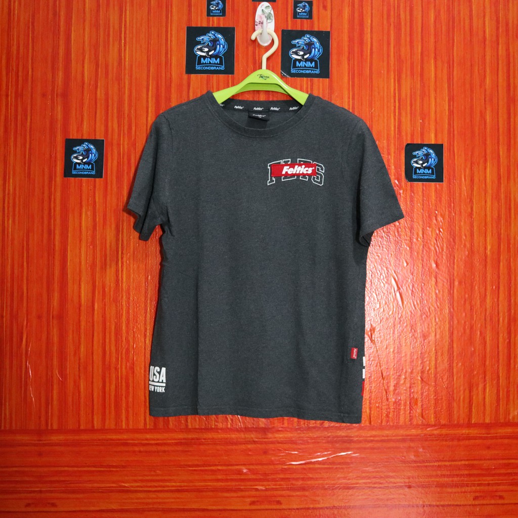T-shirt Feltics Small Box Logo Bordir