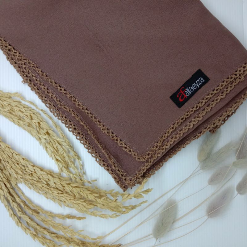 PASHMINA CROCHET EMBRIODERY / PICOT DIAMOND STRETCH-Hazelnutt