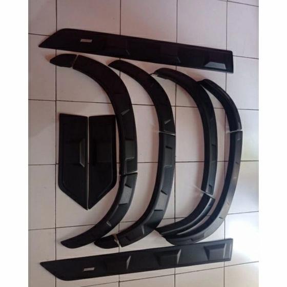 Over Fender Pajero 2021 Rockford