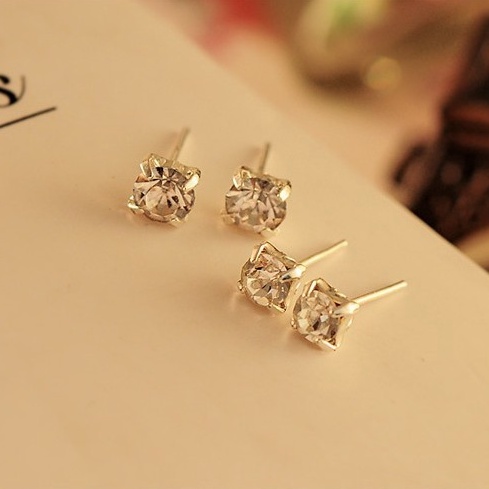 Korean Jewelry Flash Diamond Alloy Claw Diamond Crystal Gem Earrings 210807