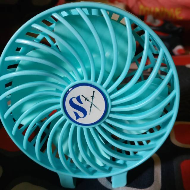 Kipas mini portable