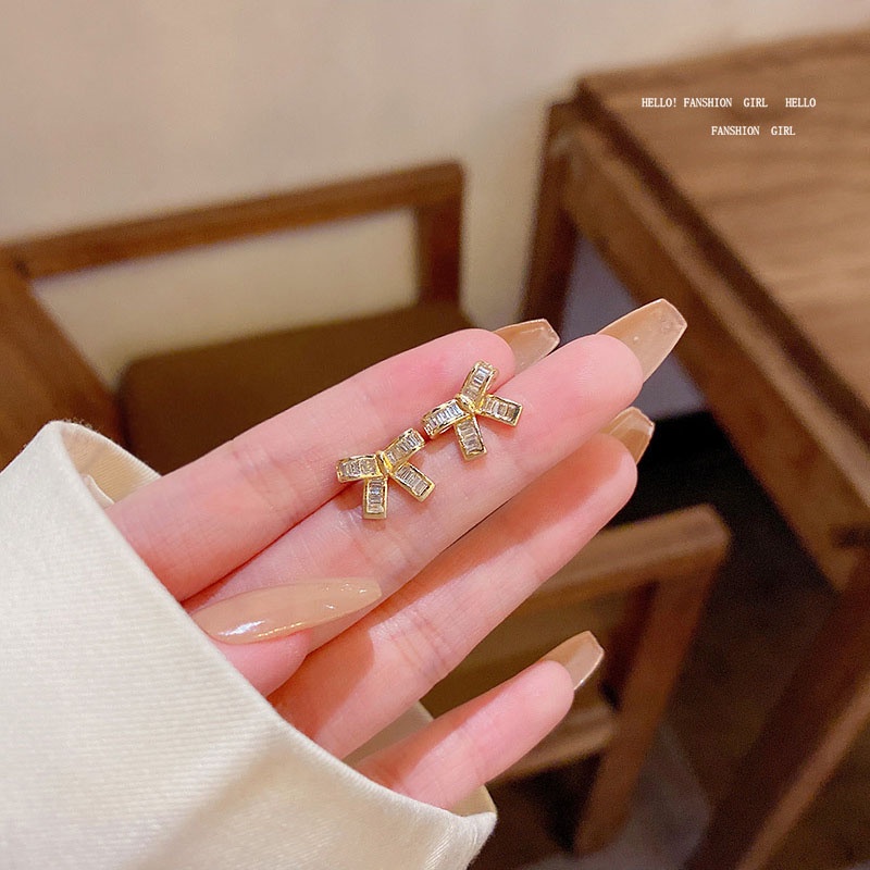 Anting Tusuk Sterling silver 925 Desain Pita Hias Kristal Zircon Mewah Berkilau Untuk Wanita