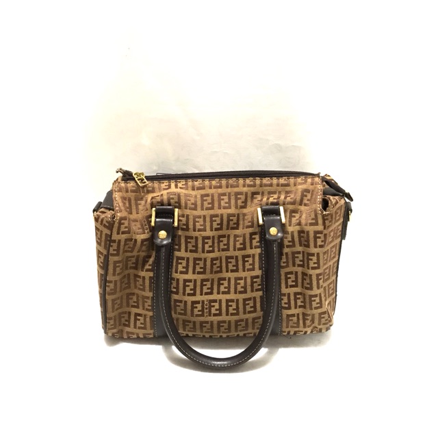 Preloved Tas Fendi not authentic