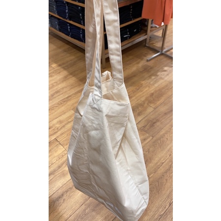 TOTEBAG UNIQLO