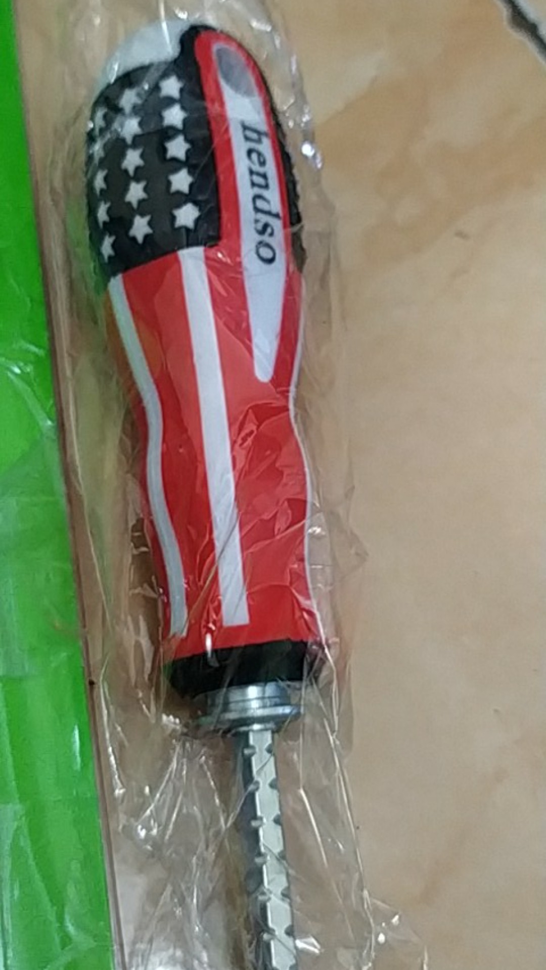 Obeng Bolak Balik Plus Minus Treker- Obeng Gagang Karet Bolak Balik Usa