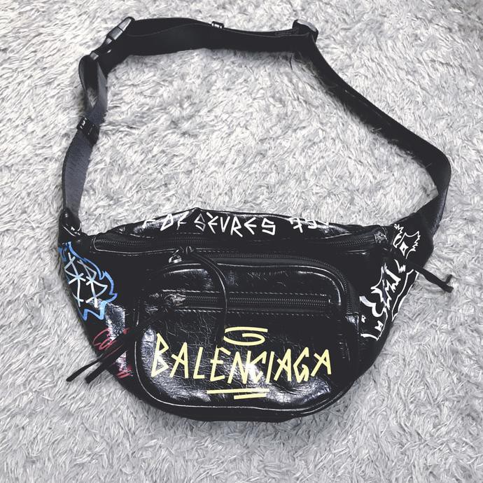 Diskon BALENCIAGA PARIS WAISTBAG RARE ITEM PROMO