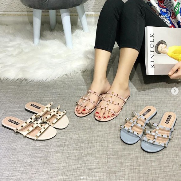 Sandals A85