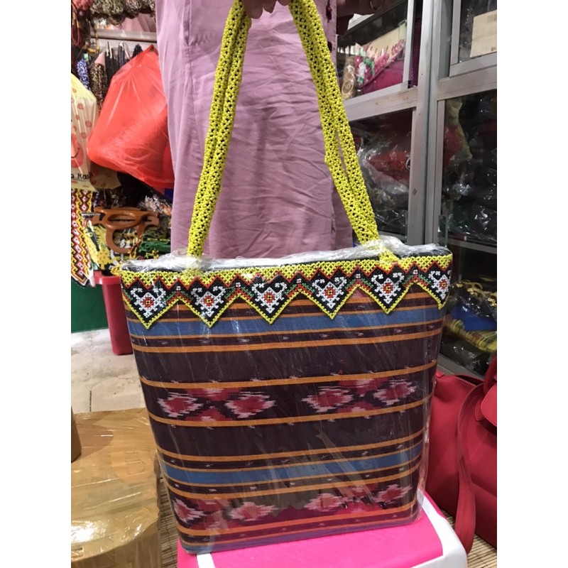 Tas kain tenun blangket