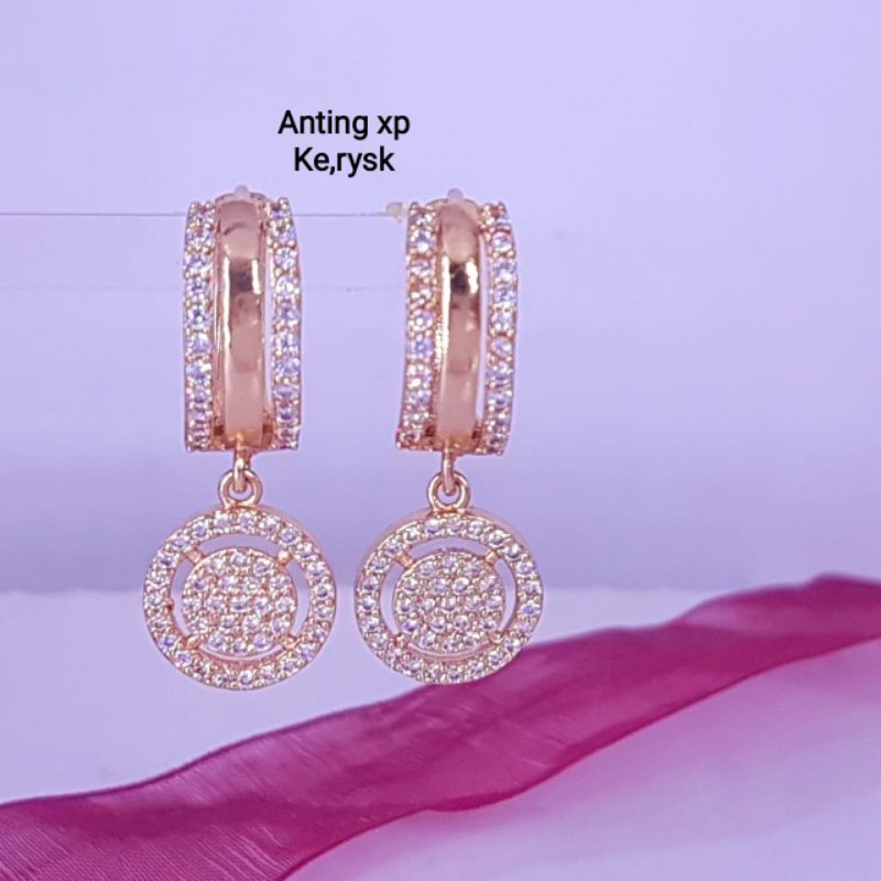 Anting berlian /replika kualitas premium, awet,tahan lama