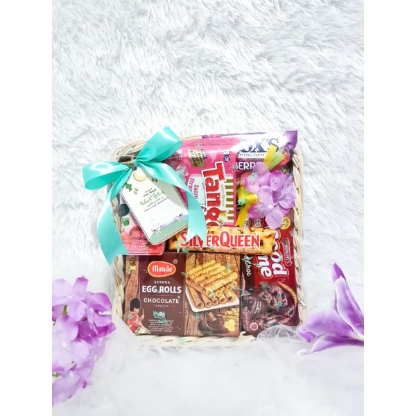 

hampers snack lebaran/parcel lebaran/paket snack murah