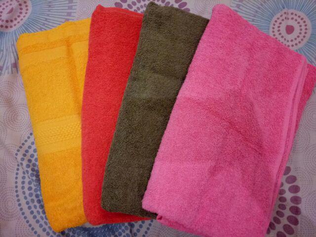 Paket Handuk Mutia Jumbo Isi 4 Warna Mix
