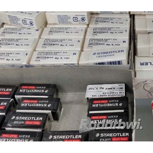 

PENGHAPUS KARET HITAM PUTIH BAGUS RADAR FABER CASTELL COMPUTER