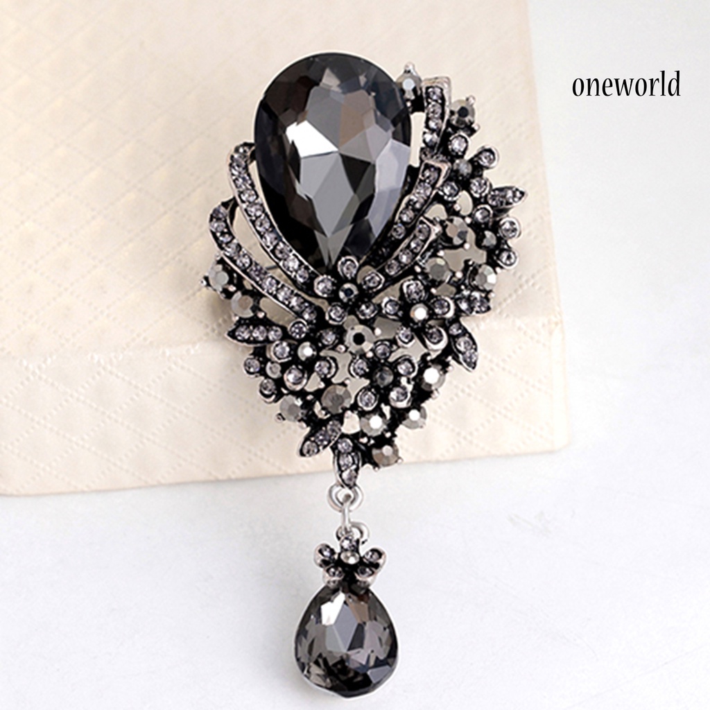 OW@ Brooch Pin Big Rhinestone Hollow Design Alloy Engagement Jewelry Brooch for Women