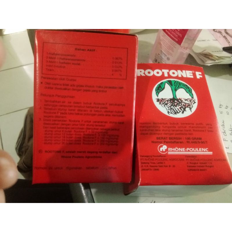 Rootone F Perangsang Akar 100gram