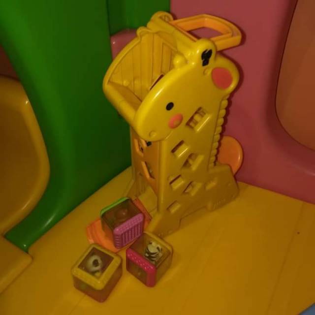 Mainan Seken Fisher Price
