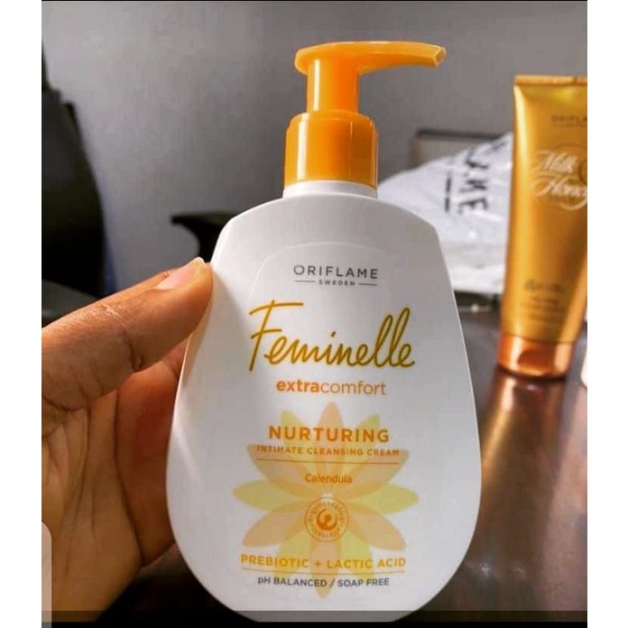 FEMINELLE Refreshing Soothing Teens Gentle Intimate Wash