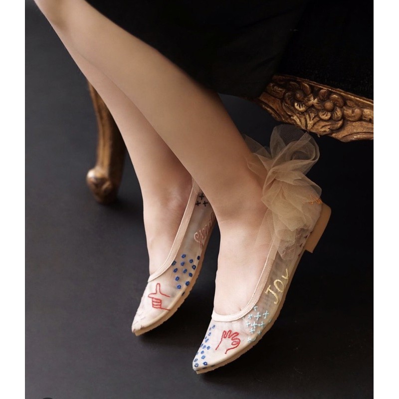 Ittaherl Blair Embroidery Maxi pointy Sand