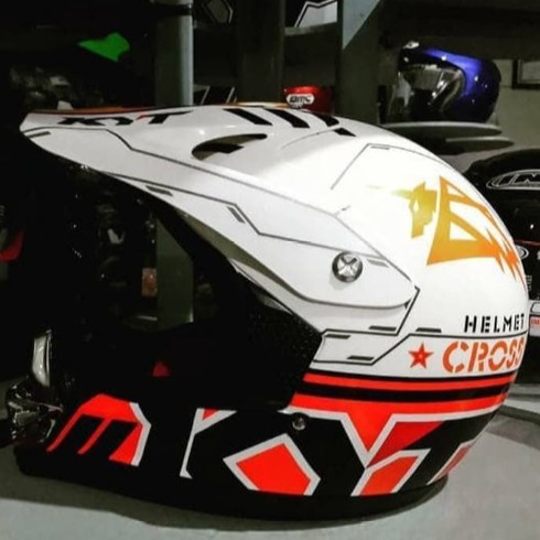 KYT CROSS PRO #8 White Red