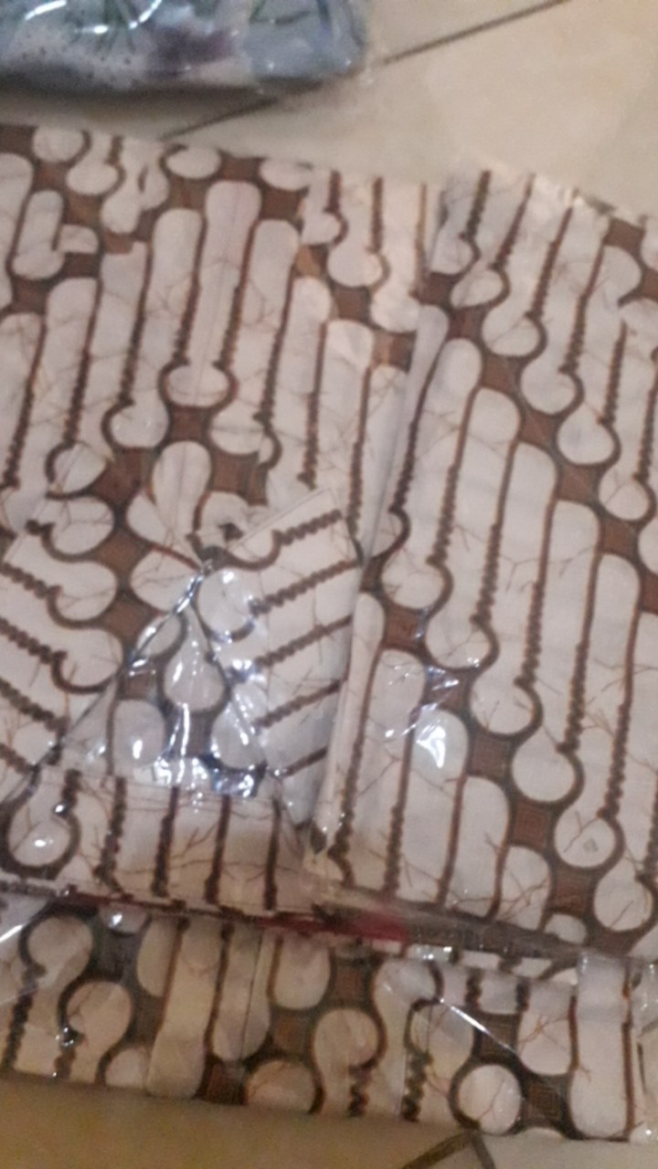 Bisa Pisah Batik Couple Keluarga Sania Ruffle Ori Ndoro Jowi  Seno  Abang Putih