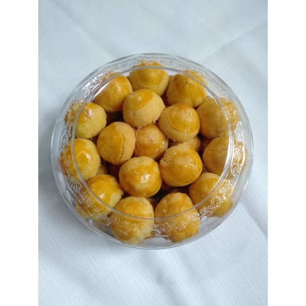 

Kue Nastar Isi Selai Nanas Asli Homemade Toples ukuran 500 gram