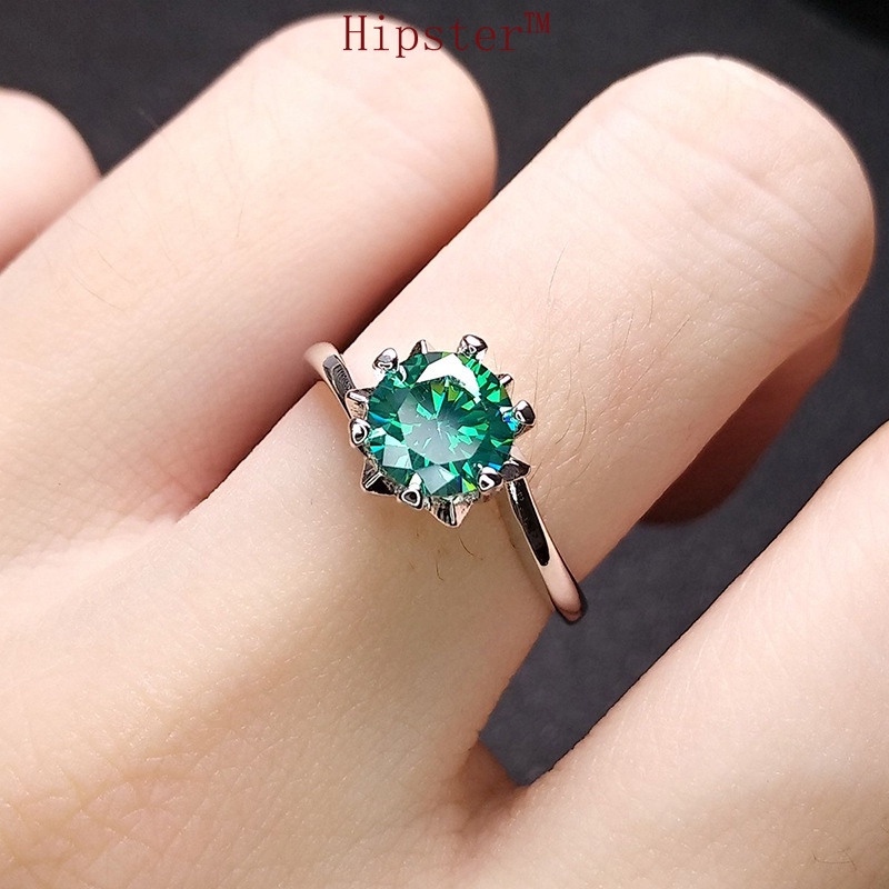 Hot Sale Fashionable Elegant Light Luxury Inlaid Emerald Ring