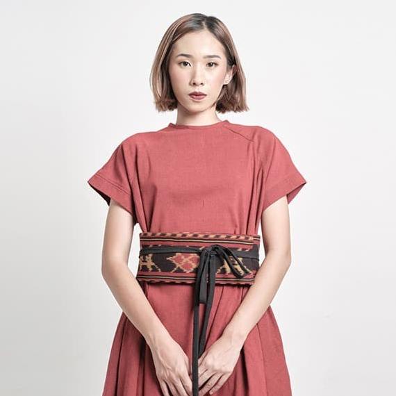 Oemah Etnik Red Jie Tenun Obi