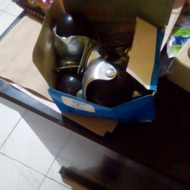 Roda Caster Bulat Bola Karet Lemari Bufet Kursi Hidup Putar 2 50mm