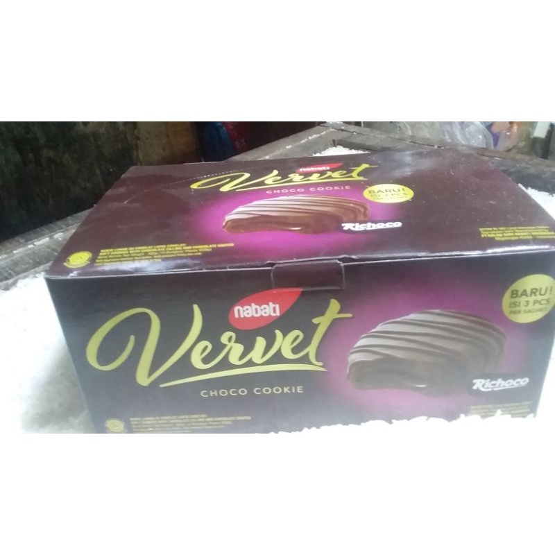 

velvet wafer