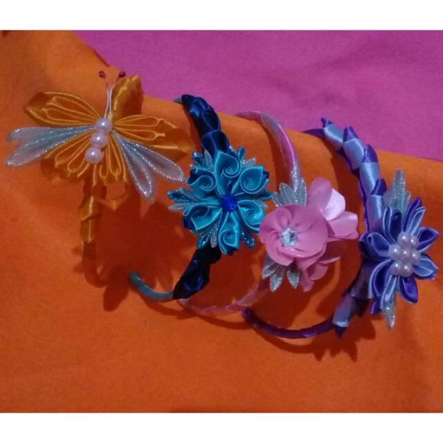 

bando pita satin