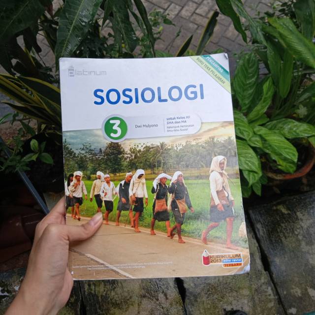 Buku Paket Platinum Sosiologi Kelas 12 Kurikulum 2013 Edisi Revisi Shopee Indonesia