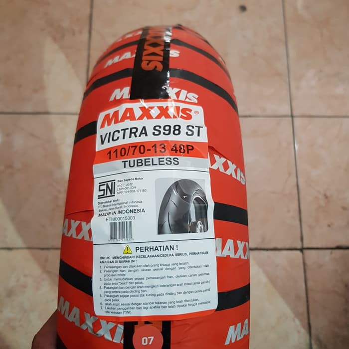 MAXXIS VICTRA 110/70 Ring 13 Tubeless