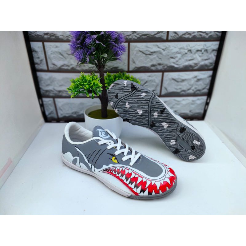 Sepatu Futsal Ortuseight Hiu Paling Laris ( BONUS Cek Deskripsi )