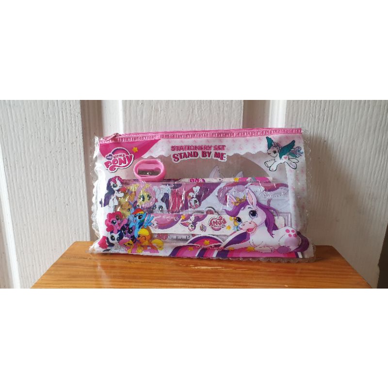 

Tempat Pensil / Kotak Pensil / Kostak Little Pony