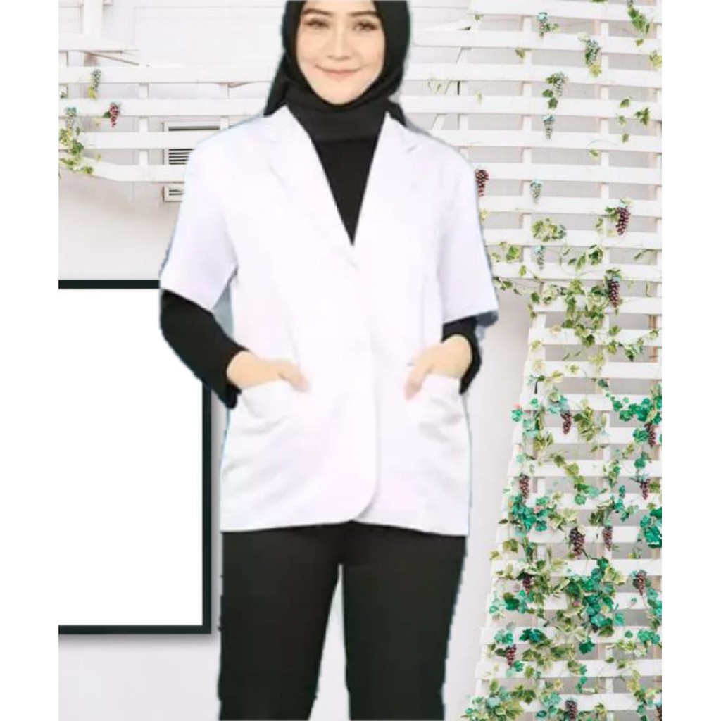 Blazer pendek putih wanita (snelli pendek)