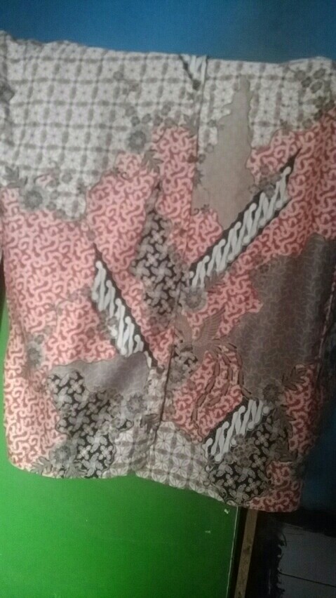 Kemeja Batik Semi Sutra Silky Berfuring Saku  Batik Pekalongan Fashion Pria M L Xl Xxl Kemeja Kantor