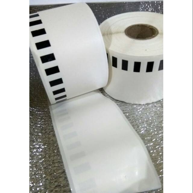 

H7Y Refill Etiket Label Thermal DK-22205 Size 62 mm x 30 Meter (Brother) 62x30