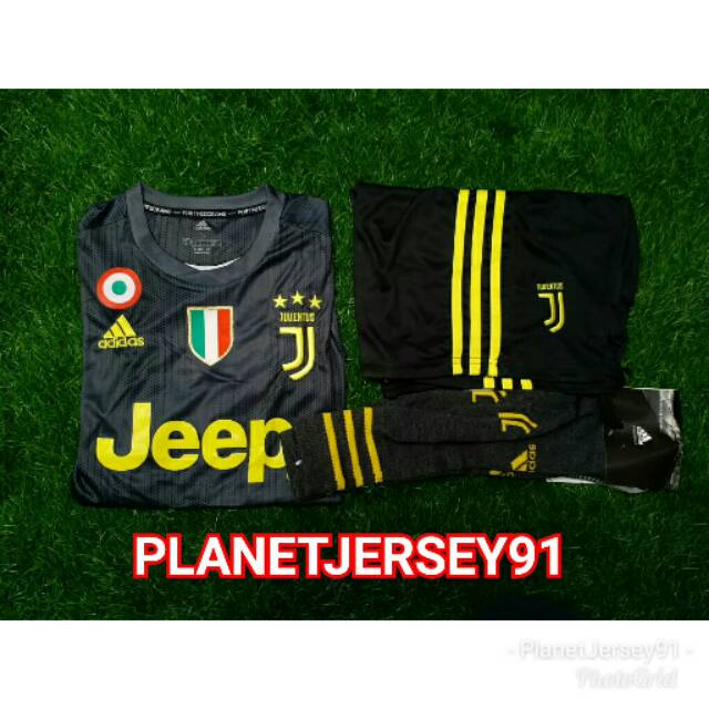 JERSEY JUVENTUS 3RD SET CELANA KAOS KAKI