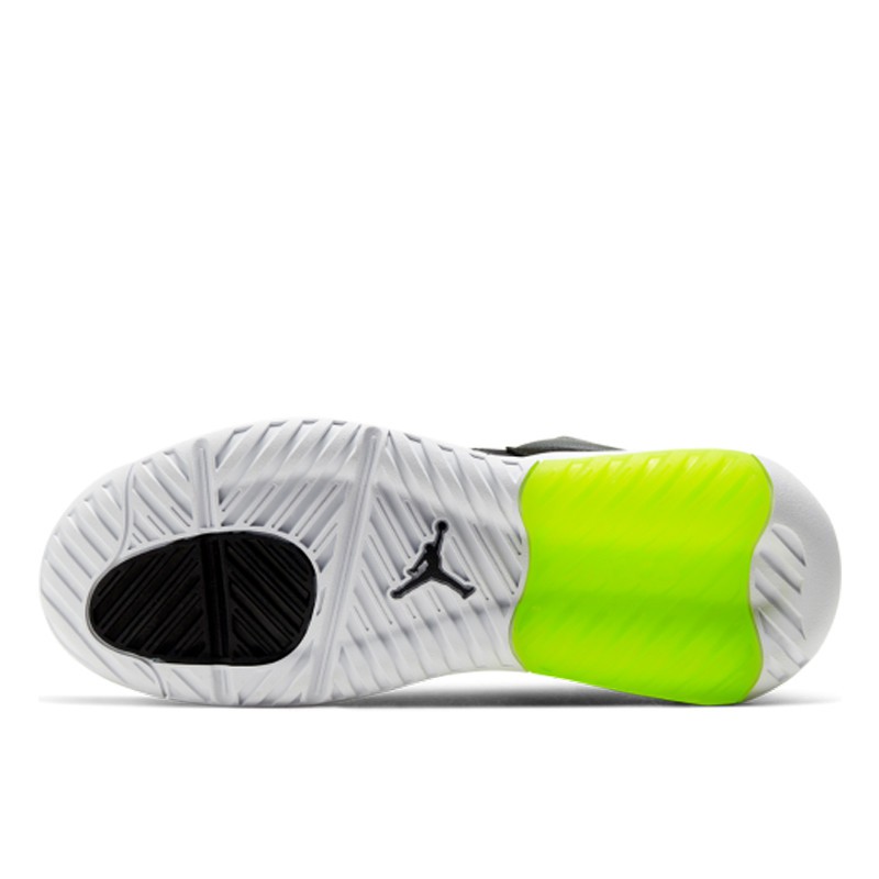 jordan max 200 black volt