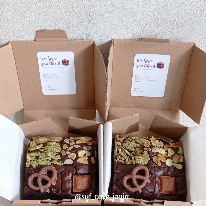 

Fudgy Brownies - Hampers Brownies
