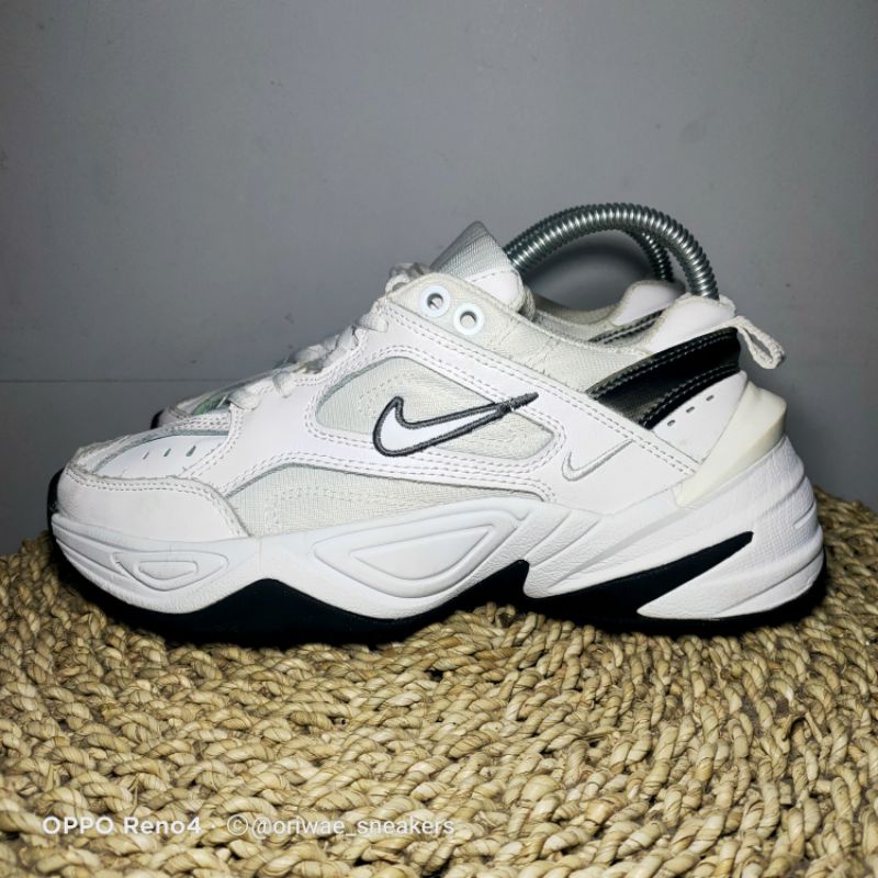 Sepatu Sneakers Bekas Second -- Nike M2K Tekno White (like new)