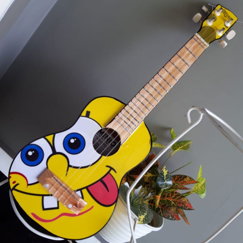 Ukulele SPONGEBOB Senar 3 &amp; Senar 4