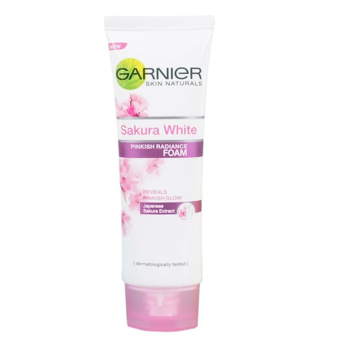 Garnier Sakura White radiance/pinkish glow Cleanser Foam 100ml