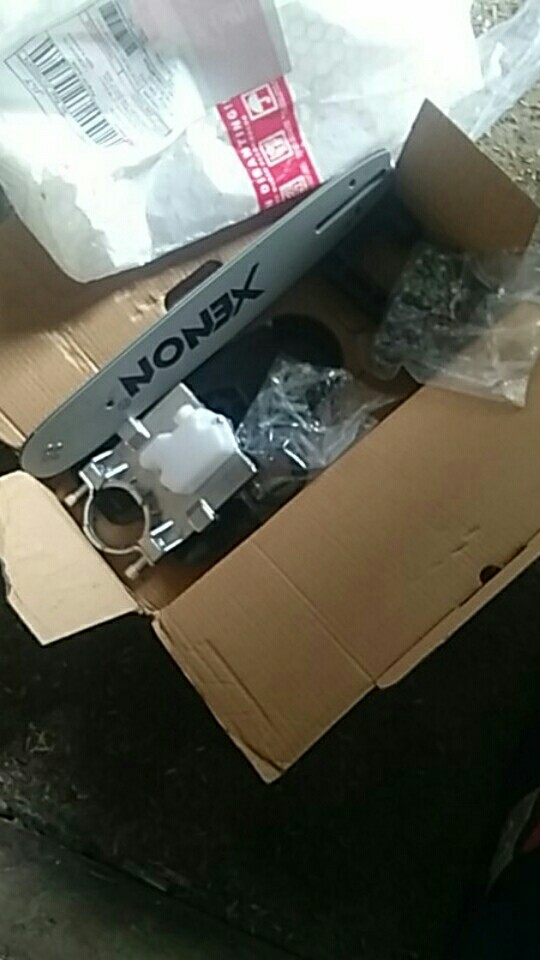 Gergaji Kayu Elektrik Cainsaw / Chainsaw Menggunakan Mesin Gerinda